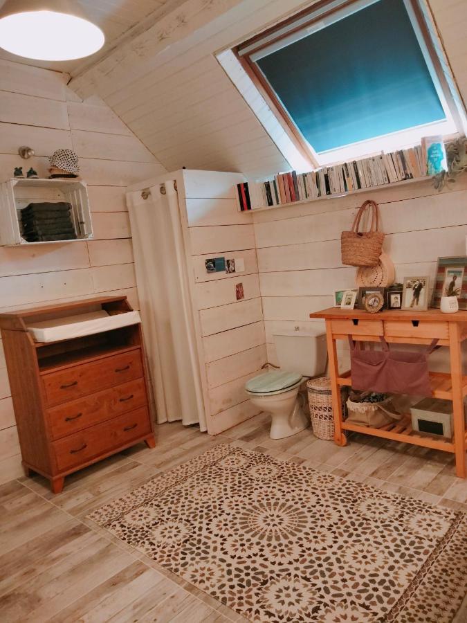 Chambre Familiale Anna "Mon Lit Au Pre" , Jusqu'A 4 Adultes Et 2 Enfants Avec Piscine Familles, Couples Ou Femmes Seulement Pontours المظهر الخارجي الصورة